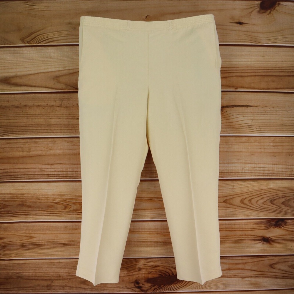 Alfred Dunner Pants Womens WAIST: 39 INCHES Yellow Pockets Flat Front High Rise